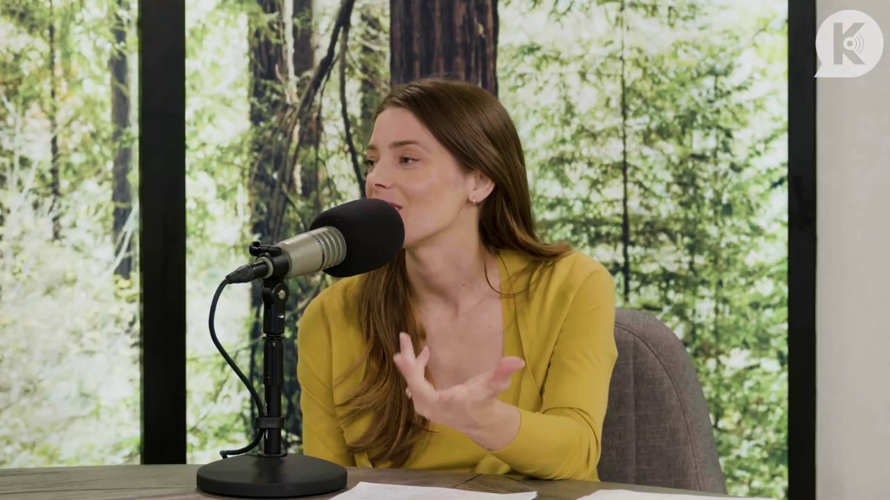 Ashley-Greene-dot-nl_TheTwilightEffect-Aflevering7NewMoonRewatchPart2of3-2339.jpg Ashley-Greene-dot-nl_TheTwilightEffect-Aflevering7NewMoonRewatchPart2of3-2339.jpg