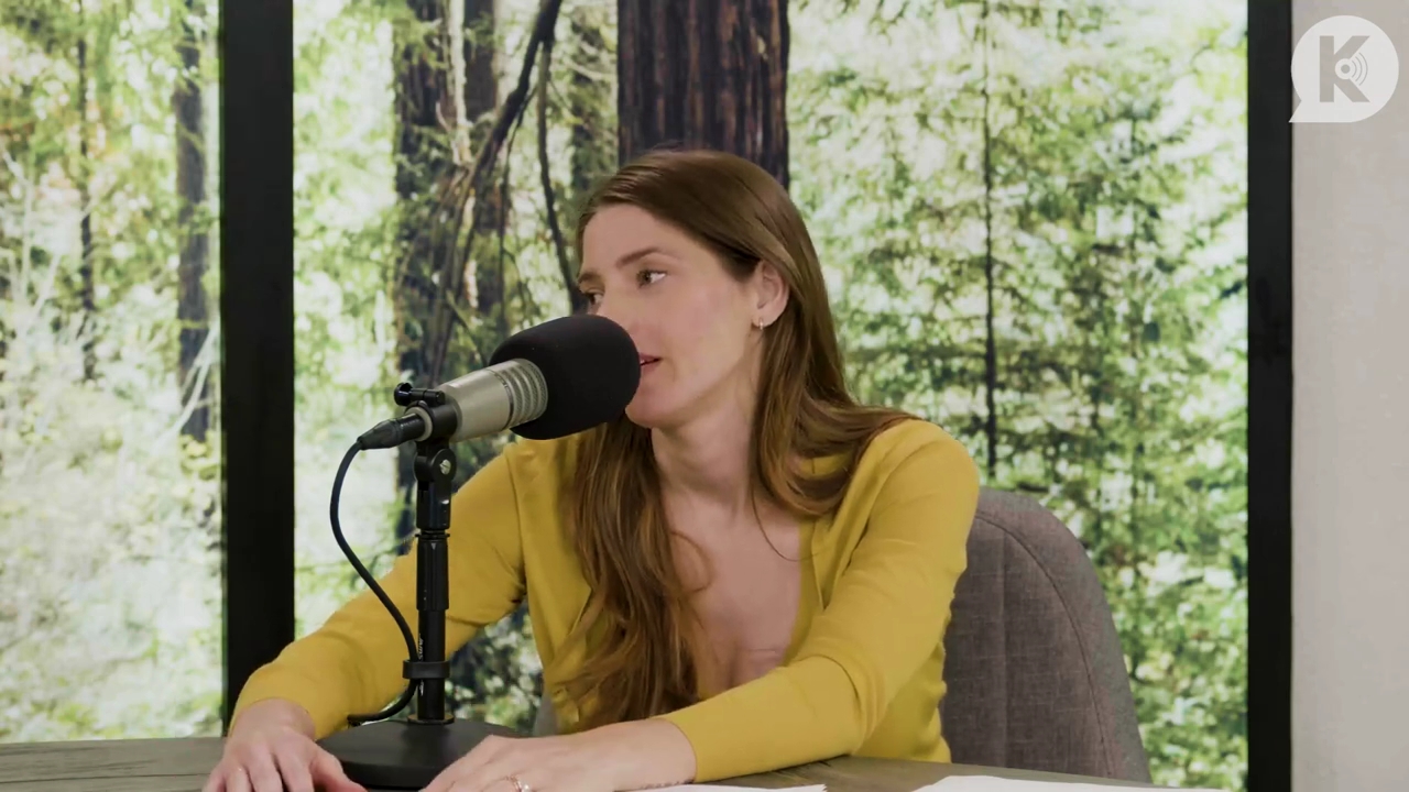 Ashley-Greene-dot-nl_TheTwilightEffect-Aflevering7NewMoonRewatchPart2of3-2534.jpg Ashley-Greene-dot-nl_TheTwilightEffect-Aflevering7NewMoonRewatchPart2of3-2534.jpg