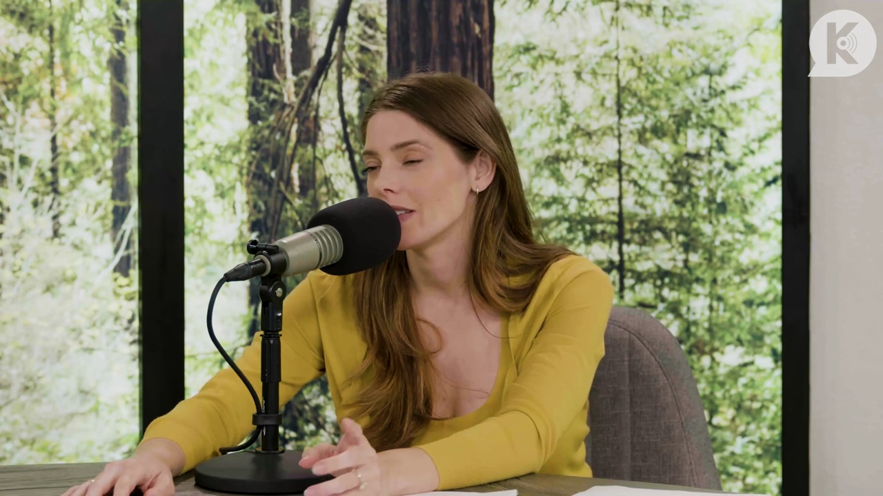 Ashley-Greene-dot-nl_TheTwilightEffect-Aflevering7NewMoonRewatchPart2of3-2553.jpg Ashley-Greene-dot-nl_TheTwilightEffect-Aflevering7NewMoonRewatchPart2of3-2553.jpg