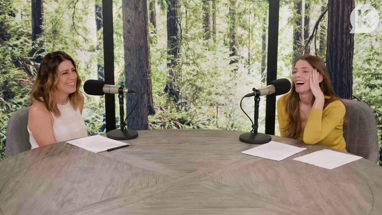 Ashley-Greene-dot-nl_TheTwilightEffect-Aflevering7NewMoonRewatchPart2of3-2584.jpg Ashley-Greene-dot-nl_TheTwilightEffect-Aflevering7NewMoonRewatchPart2of3-2584.jpg