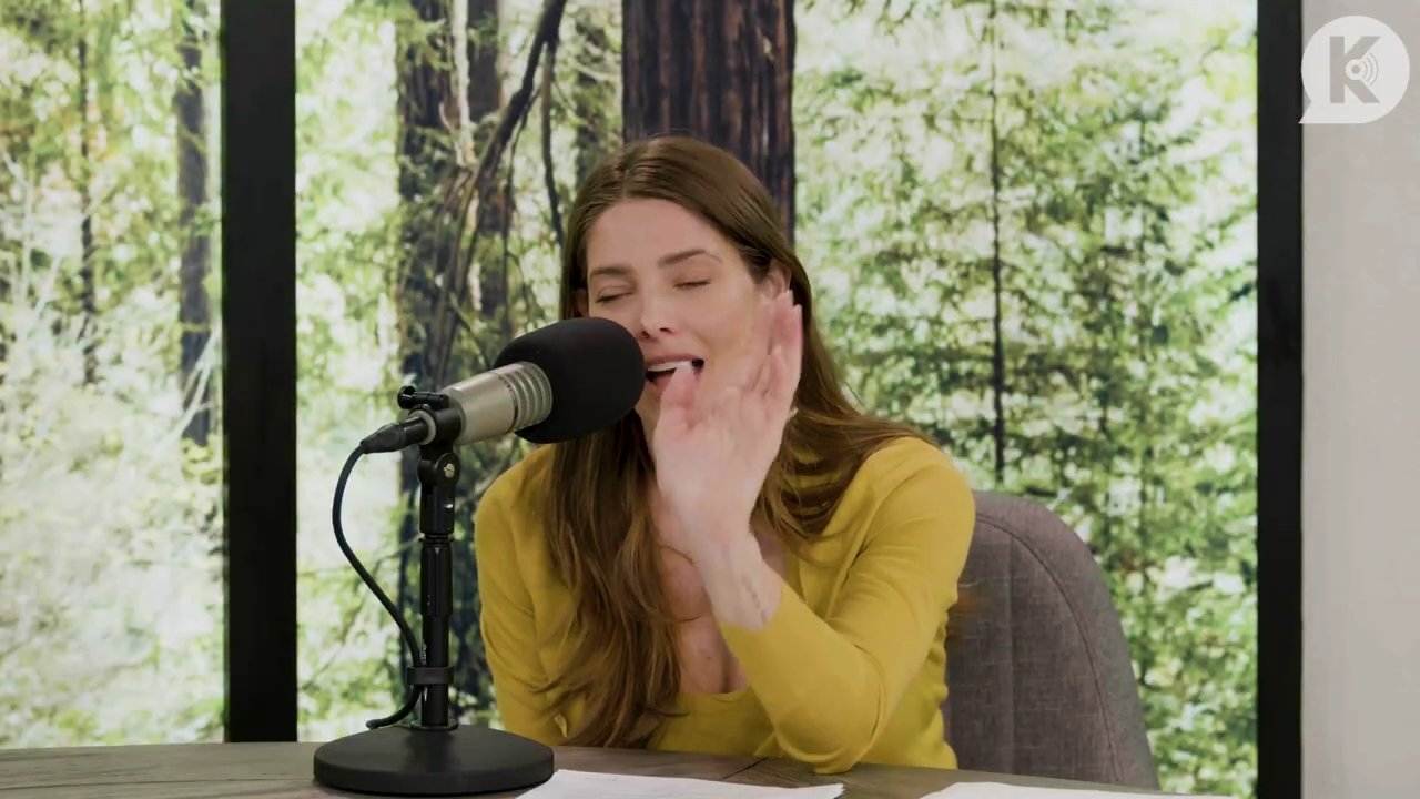 Ashley-Greene-dot-nl_TheTwilightEffect-Aflevering7NewMoonRewatchPart2of3-2592.jpg Ashley-Greene-dot-nl_TheTwilightEffect-Aflevering7NewMoonRewatchPart2of3-2592.jpg