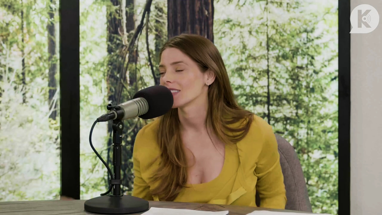 Ashley-Greene-dot-nl_TheTwilightEffect-Aflevering7NewMoonRewatchPart2of3-2619.jpg Ashley-Greene-dot-nl_TheTwilightEffect-Aflevering7NewMoonRewatchPart2of3-2619.jpg