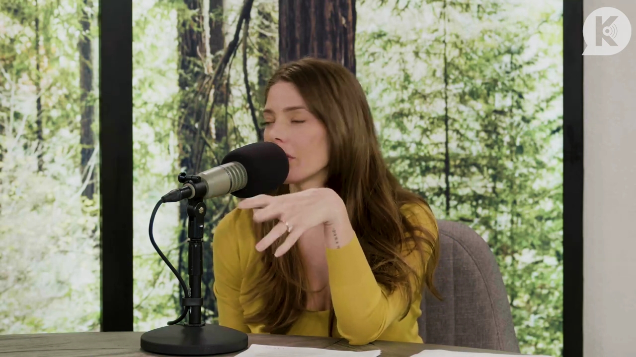 Ashley-Greene-dot-nl_TheTwilightEffect-Aflevering7NewMoonRewatchPart2of3-2662.jpg Ashley-Greene-dot-nl_TheTwilightEffect-Aflevering7NewMoonRewatchPart2of3-2662.jpg