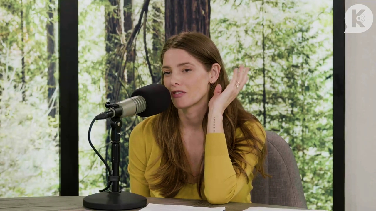 Ashley-Greene-dot-nl_TheTwilightEffect-Aflevering7NewMoonRewatchPart2of3-2684.jpg Ashley-Greene-dot-nl_TheTwilightEffect-Aflevering7NewMoonRewatchPart2of3-2684.jpg