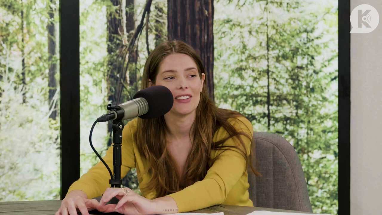 Ashley-Greene-dot-nl_TheTwilightEffect-Aflevering7NewMoonRewatchPart2of3-2707.jpg Ashley-Greene-dot-nl_TheTwilightEffect-Aflevering7NewMoonRewatchPart2of3-2707.jpg