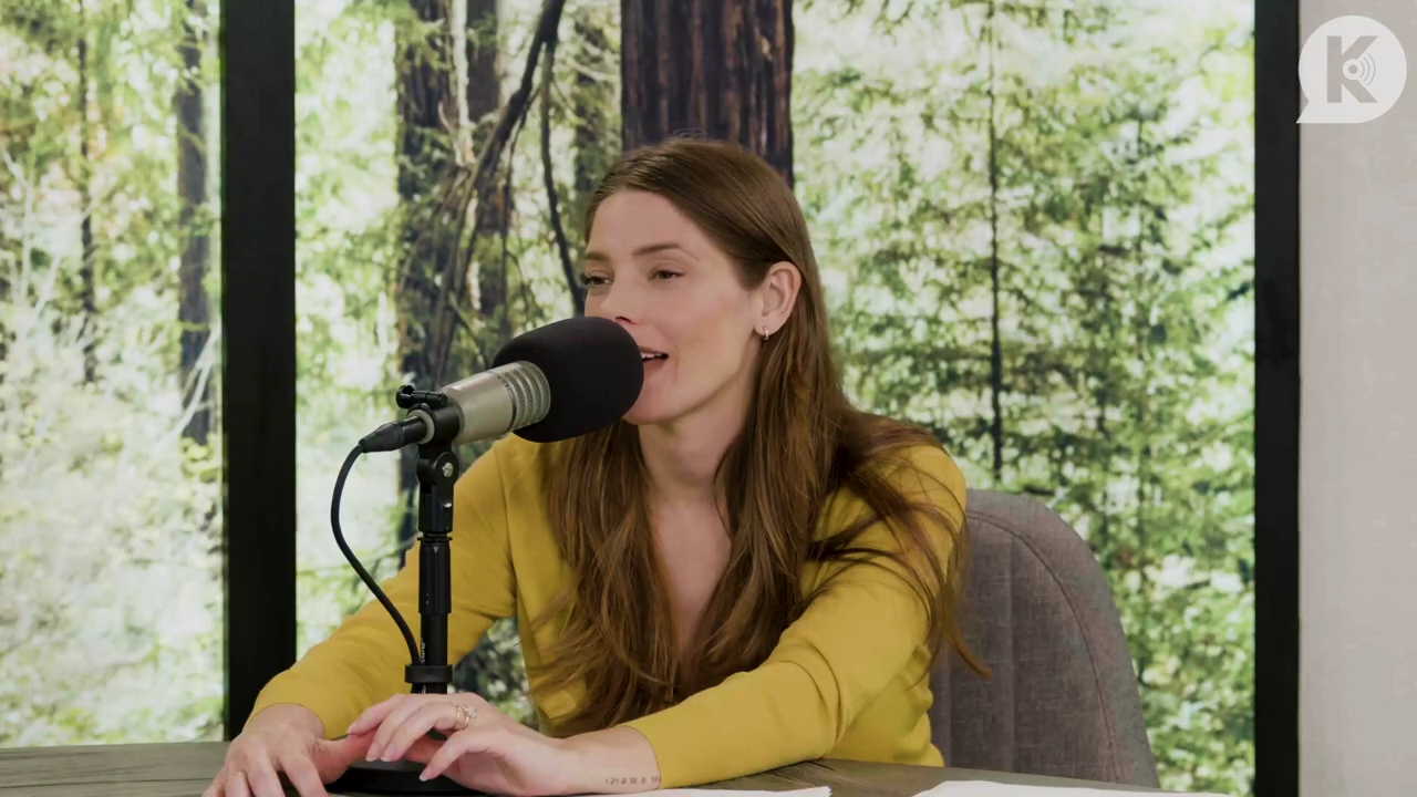 Ashley-Greene-dot-nl_TheTwilightEffect-Aflevering7NewMoonRewatchPart2of3-2710.jpg Ashley-Greene-dot-nl_TheTwilightEffect-Aflevering7NewMoonRewatchPart2of3-2710.jpg