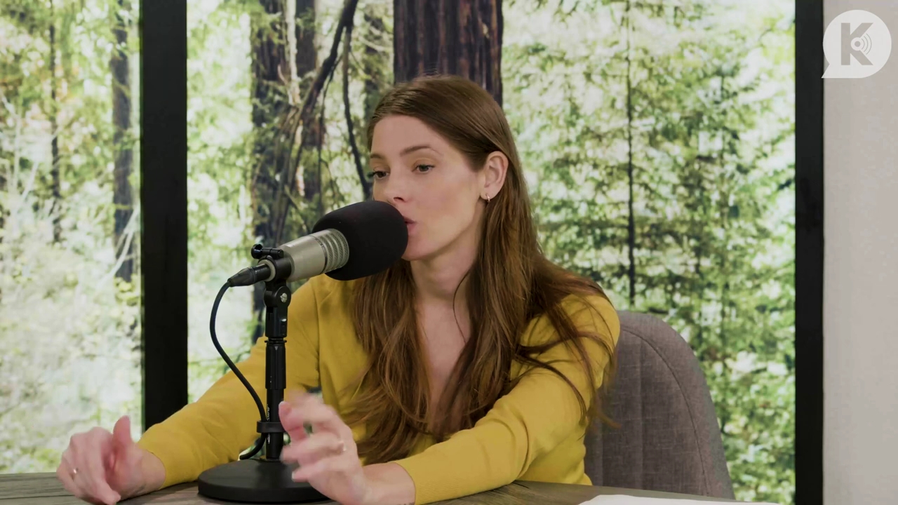 Ashley-Greene-dot-nl_TheTwilightEffect-Aflevering7NewMoonRewatchPart2of3-2742.jpg Ashley-Greene-dot-nl_TheTwilightEffect-Aflevering7NewMoonRewatchPart2of3-2742.jpg