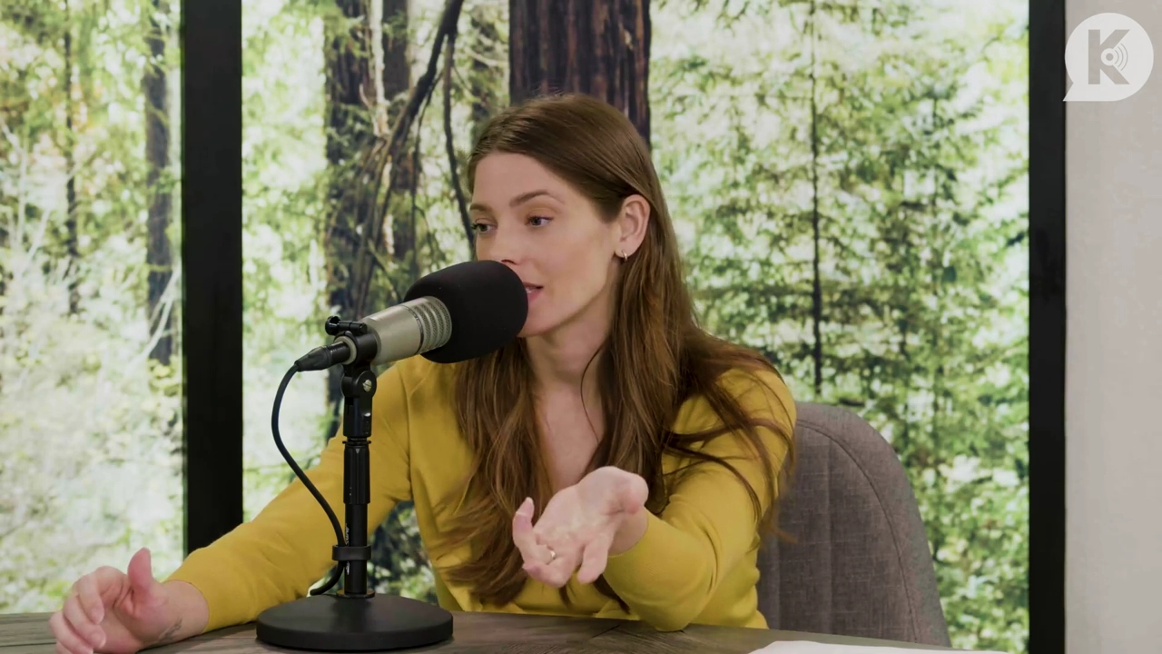 Ashley-Greene-dot-nl_TheTwilightEffect-Aflevering7NewMoonRewatchPart2of3-2749.jpg Ashley-Greene-dot-nl_TheTwilightEffect-Aflevering7NewMoonRewatchPart2of3-2749.jpg