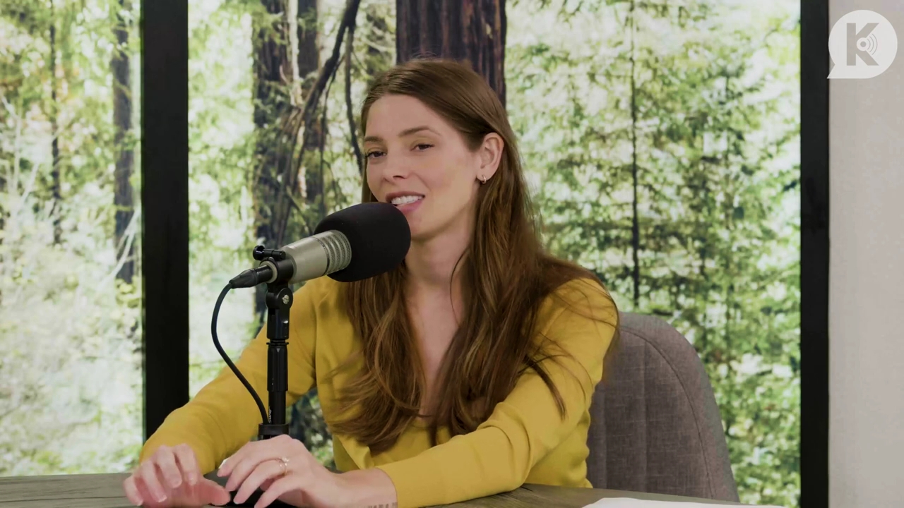 Ashley-Greene-dot-nl_TheTwilightEffect-Aflevering7NewMoonRewatchPart2of3-2796.jpg Ashley-Greene-dot-nl_TheTwilightEffect-Aflevering7NewMoonRewatchPart2of3-2796.jpg