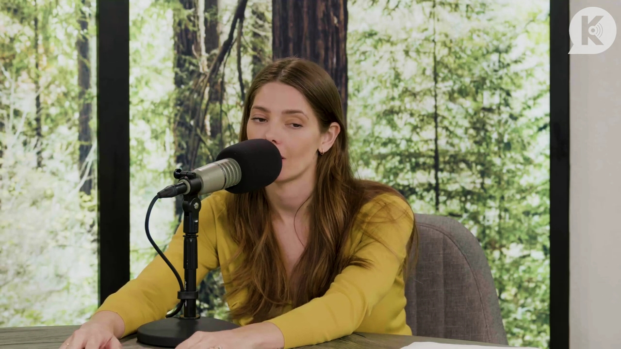 Ashley-Greene-dot-nl_TheTwilightEffect-Aflevering7NewMoonRewatchPart2of3-2900.jpg Ashley-Greene-dot-nl_TheTwilightEffect-Aflevering7NewMoonRewatchPart2of3-2900.jpg