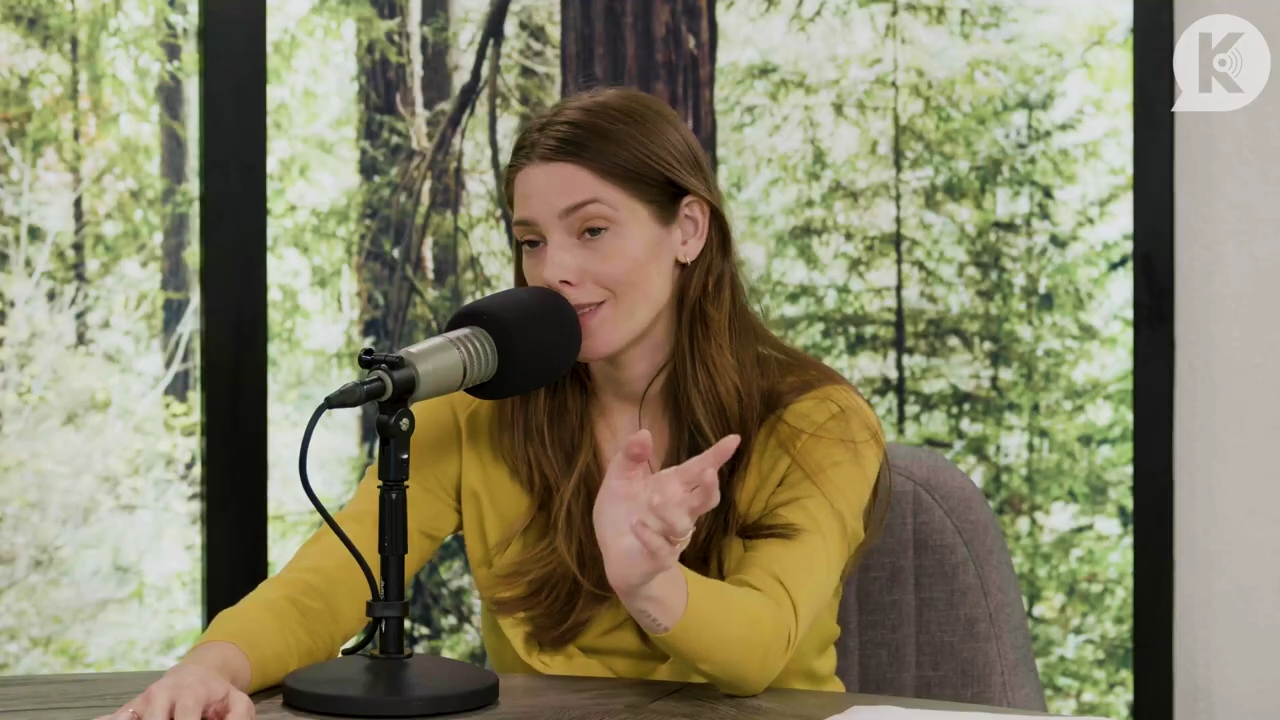 Ashley-Greene-dot-nl_TheTwilightEffect-Aflevering7NewMoonRewatchPart2of3-2961.jpg Ashley-Greene-dot-nl_TheTwilightEffect-Aflevering7NewMoonRewatchPart2of3-2961.jpg