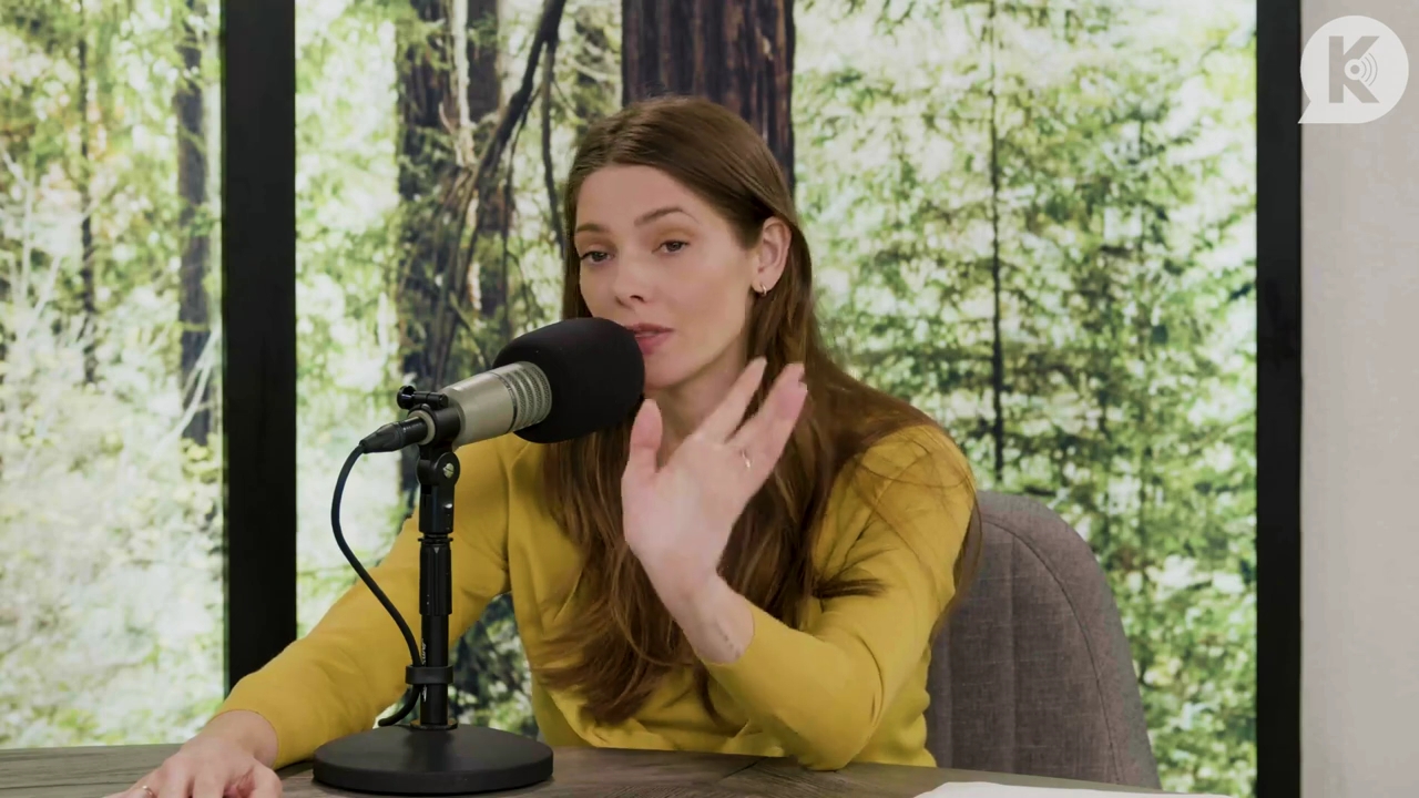 Ashley-Greene-dot-nl_TheTwilightEffect-Aflevering7NewMoonRewatchPart2of3-2962.jpg Ashley-Greene-dot-nl_TheTwilightEffect-Aflevering7NewMoonRewatchPart2of3-2962.jpg