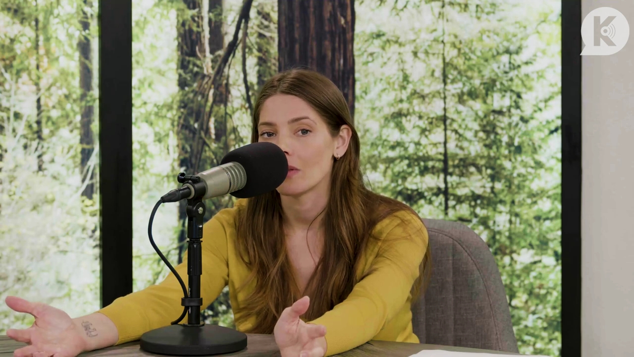 Ashley-Greene-dot-nl_TheTwilightEffect-Aflevering7NewMoonRewatchPart2of3-2972.jpg Ashley-Greene-dot-nl_TheTwilightEffect-Aflevering7NewMoonRewatchPart2of3-2972.jpg