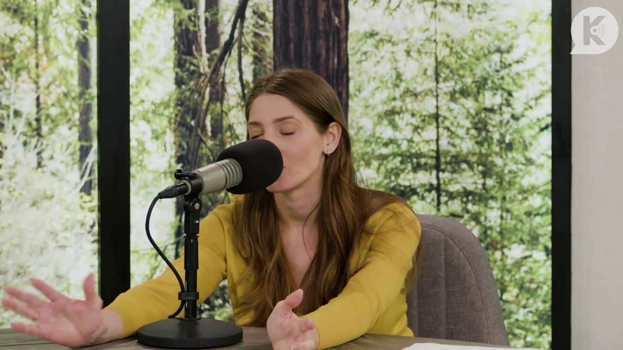 Ashley-Greene-dot-nl_TheTwilightEffect-Aflevering7NewMoonRewatchPart2of3-2980.jpg Ashley-Greene-dot-nl_TheTwilightEffect-Aflevering7NewMoonRewatchPart2of3-2980.jpg