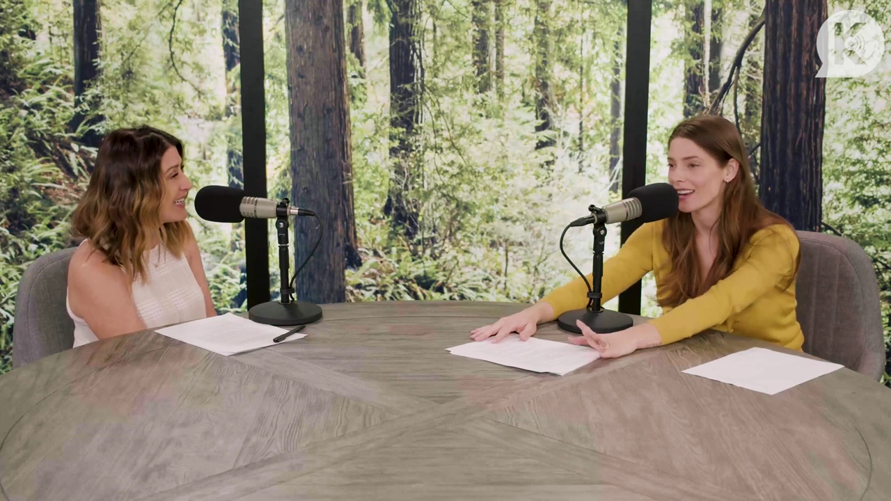 Ashley-Greene-dot-nl_TheTwilightEffect-Aflevering7NewMoonRewatchPart2of3-2987.jpg Ashley-Greene-dot-nl_TheTwilightEffect-Aflevering7NewMoonRewatchPart2of3-2987.jpg