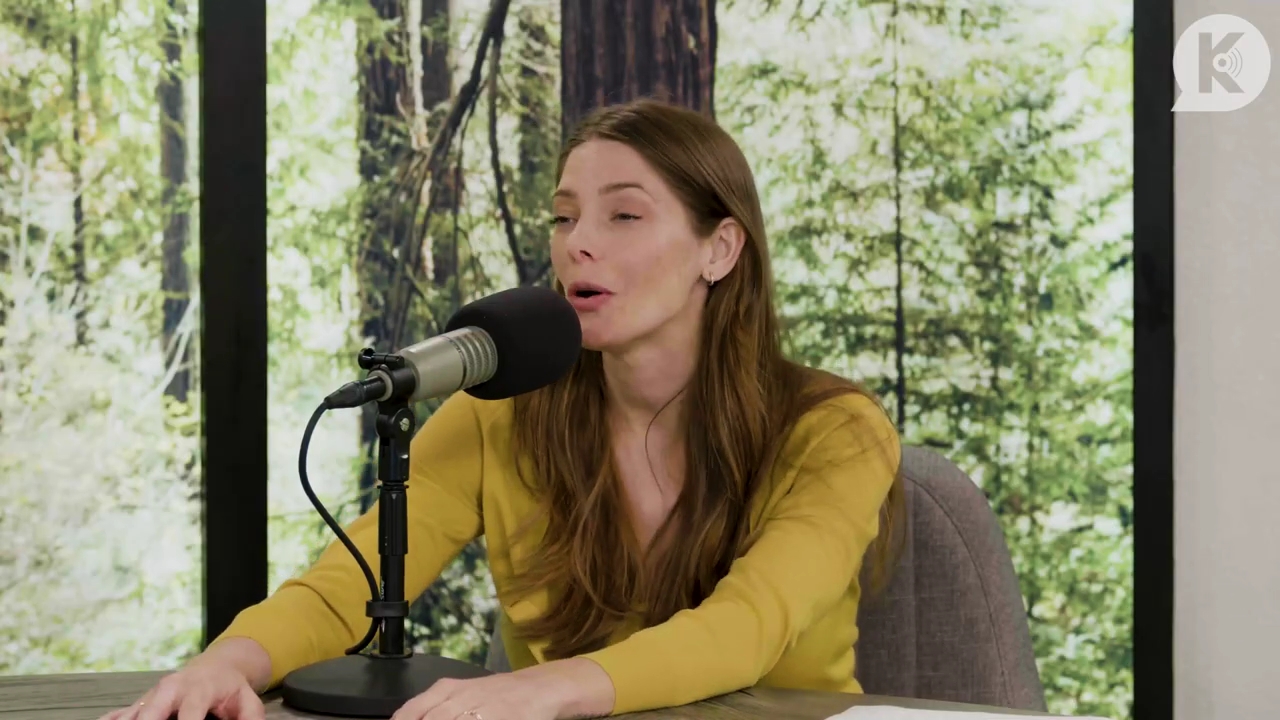 Ashley-Greene-dot-nl_TheTwilightEffect-Aflevering7NewMoonRewatchPart2of3-3009.jpg Ashley-Greene-dot-nl_TheTwilightEffect-Aflevering7NewMoonRewatchPart2of3-3009.jpg