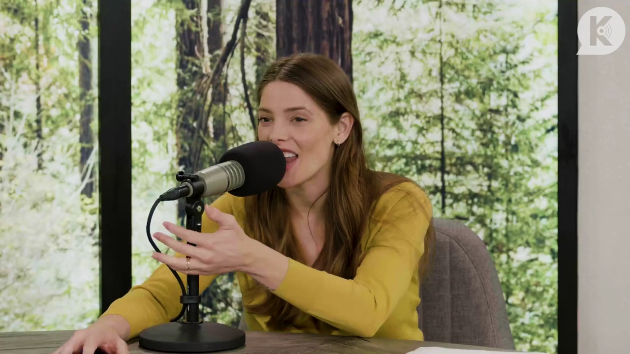 Ashley-Greene-dot-nl_TheTwilightEffect-Aflevering7NewMoonRewatchPart2of3-3010.jpg Ashley-Greene-dot-nl_TheTwilightEffect-Aflevering7NewMoonRewatchPart2of3-3010.jpg