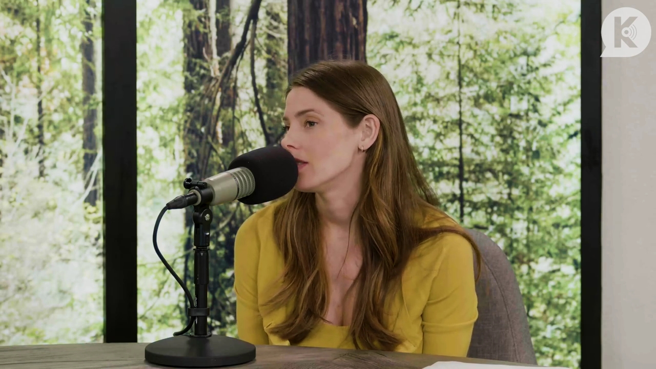 Ashley-Greene-dot-nl_TheTwilightEffect-Aflevering7NewMoonRewatchPart2of3-3017.jpg Ashley-Greene-dot-nl_TheTwilightEffect-Aflevering7NewMoonRewatchPart2of3-3017.jpg