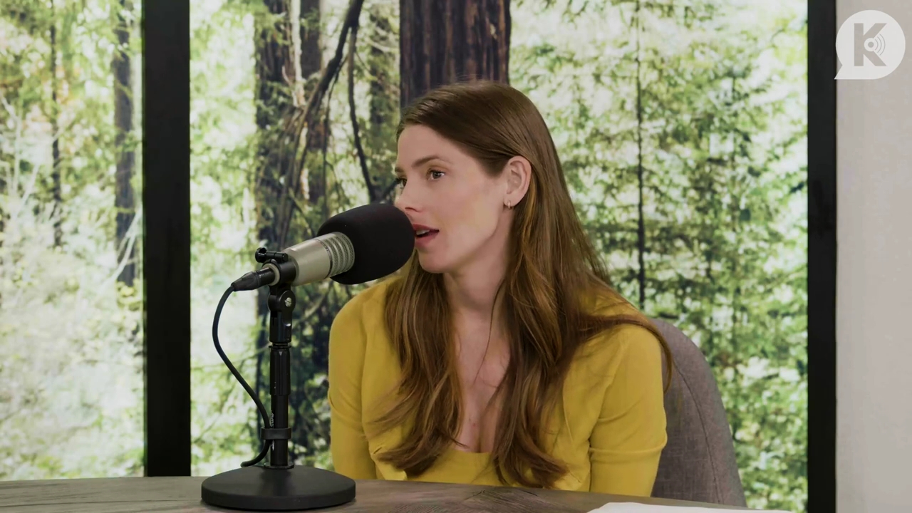 Ashley-Greene-dot-nl_TheTwilightEffect-Aflevering7NewMoonRewatchPart2of3-3018.jpg Ashley-Greene-dot-nl_TheTwilightEffect-Aflevering7NewMoonRewatchPart2of3-3018.jpg