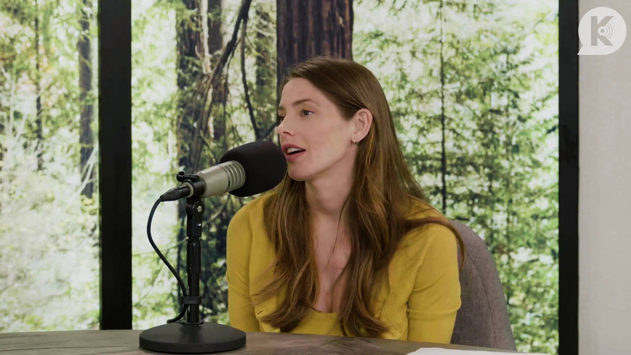 Ashley-Greene-dot-nl_TheTwilightEffect-Aflevering7NewMoonRewatchPart2of3-3019.jpg Ashley-Greene-dot-nl_TheTwilightEffect-Aflevering7NewMoonRewatchPart2of3-3019.jpg