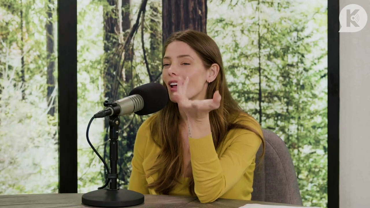 Ashley-Greene-dot-nl_TheTwilightEffect-Aflevering7NewMoonRewatchPart2of3-3083.jpg Ashley-Greene-dot-nl_TheTwilightEffect-Aflevering7NewMoonRewatchPart2of3-3083.jpg