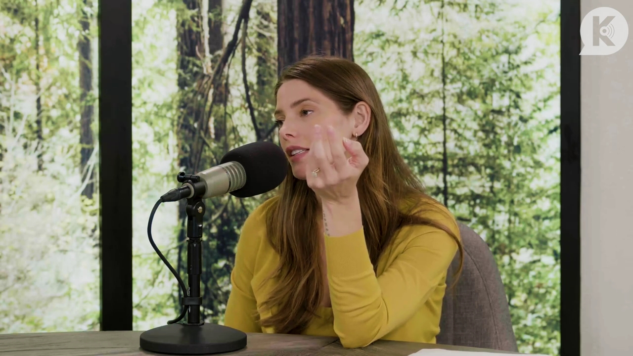 Ashley-Greene-dot-nl_TheTwilightEffect-Aflevering7NewMoonRewatchPart2of3-3086.jpg Ashley-Greene-dot-nl_TheTwilightEffect-Aflevering7NewMoonRewatchPart2of3-3086.jpg