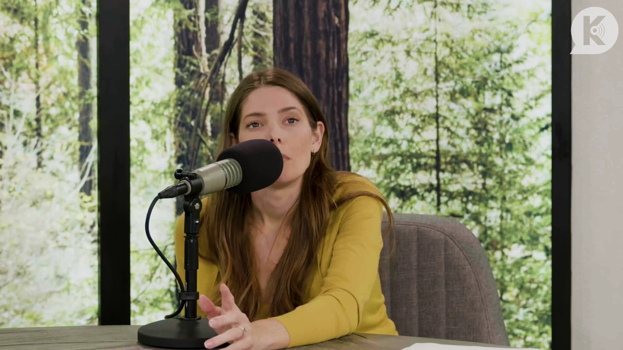 Ashley-Greene-dot-nl_TheTwilightEffect-Aflevering7NewMoonRewatchPart2of3-3098.jpg Ashley-Greene-dot-nl_TheTwilightEffect-Aflevering7NewMoonRewatchPart2of3-3098.jpg