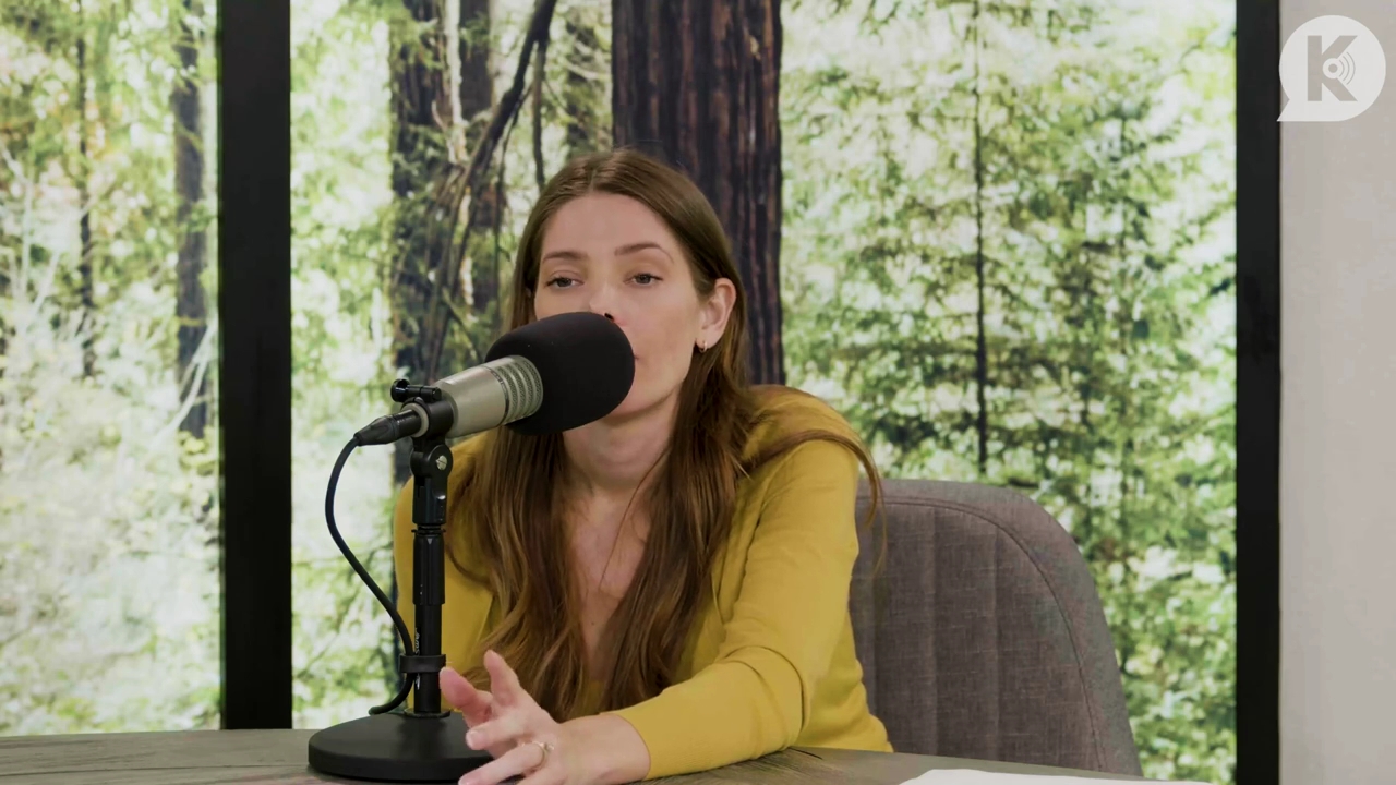 Ashley-Greene-dot-nl_TheTwilightEffect-Aflevering7NewMoonRewatchPart2of3-3099.jpg Ashley-Greene-dot-nl_TheTwilightEffect-Aflevering7NewMoonRewatchPart2of3-3099.jpg