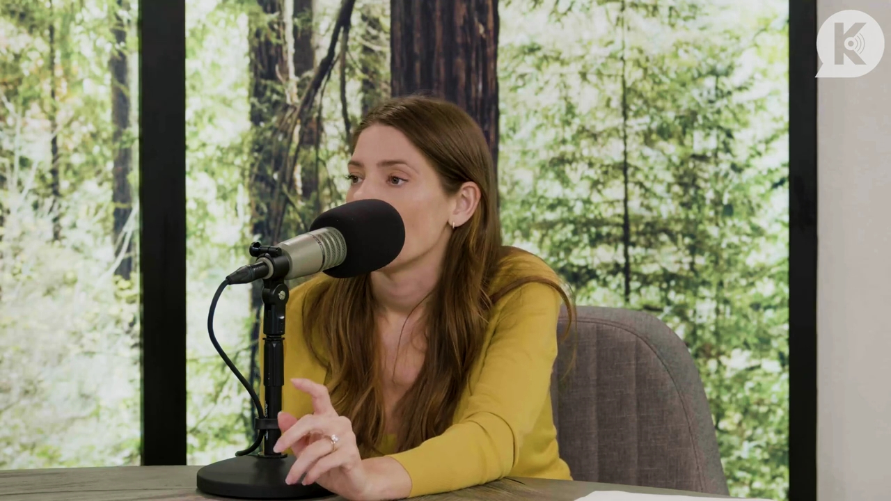 Ashley-Greene-dot-nl_TheTwilightEffect-Aflevering7NewMoonRewatchPart2of3-3100.jpg Ashley-Greene-dot-nl_TheTwilightEffect-Aflevering7NewMoonRewatchPart2of3-3100.jpg