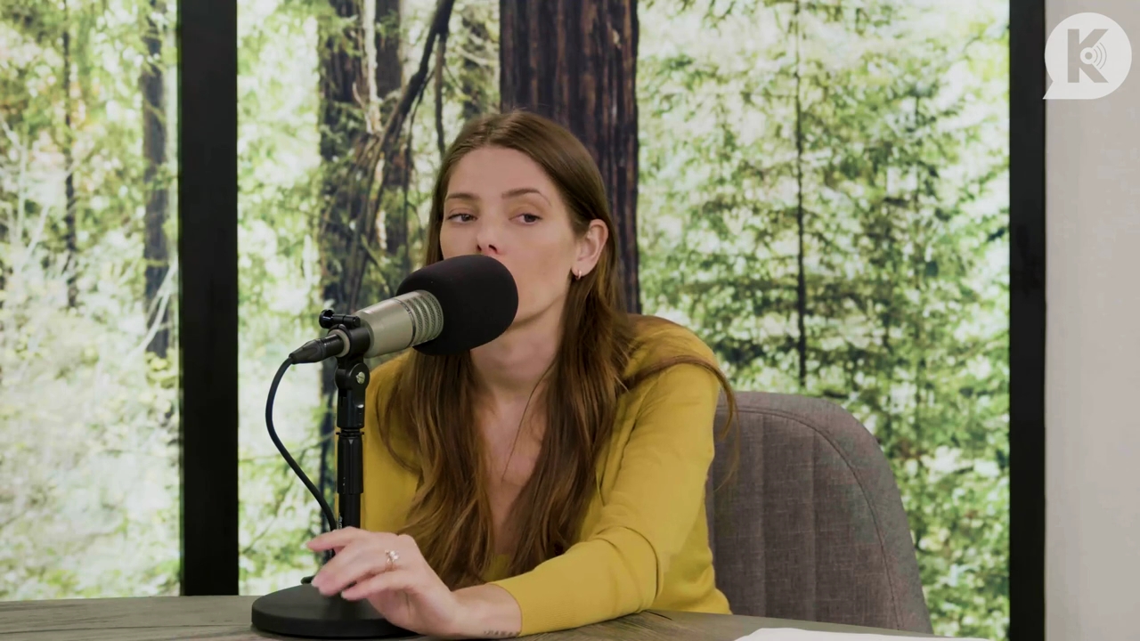 Ashley-Greene-dot-nl_TheTwilightEffect-Aflevering7NewMoonRewatchPart2of3-3105.jpg Ashley-Greene-dot-nl_TheTwilightEffect-Aflevering7NewMoonRewatchPart2of3-3105.jpg