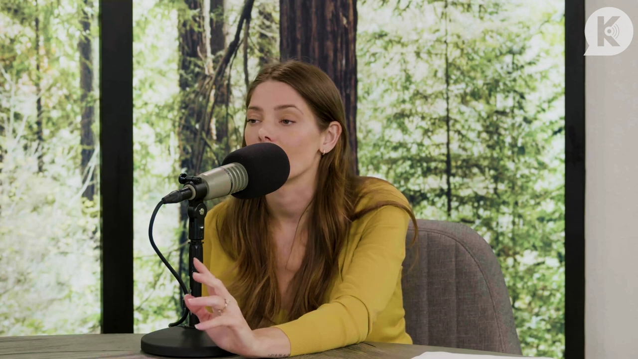 Ashley-Greene-dot-nl_TheTwilightEffect-Aflevering7NewMoonRewatchPart2of3-3113.jpg Ashley-Greene-dot-nl_TheTwilightEffect-Aflevering7NewMoonRewatchPart2of3-3113.jpg