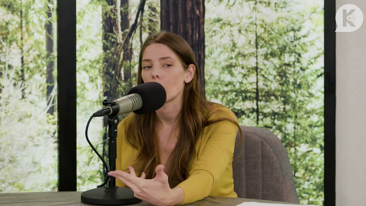 Ashley-Greene-dot-nl_TheTwilightEffect-Aflevering7NewMoonRewatchPart2of3-3116.jpg Ashley-Greene-dot-nl_TheTwilightEffect-Aflevering7NewMoonRewatchPart2of3-3116.jpg