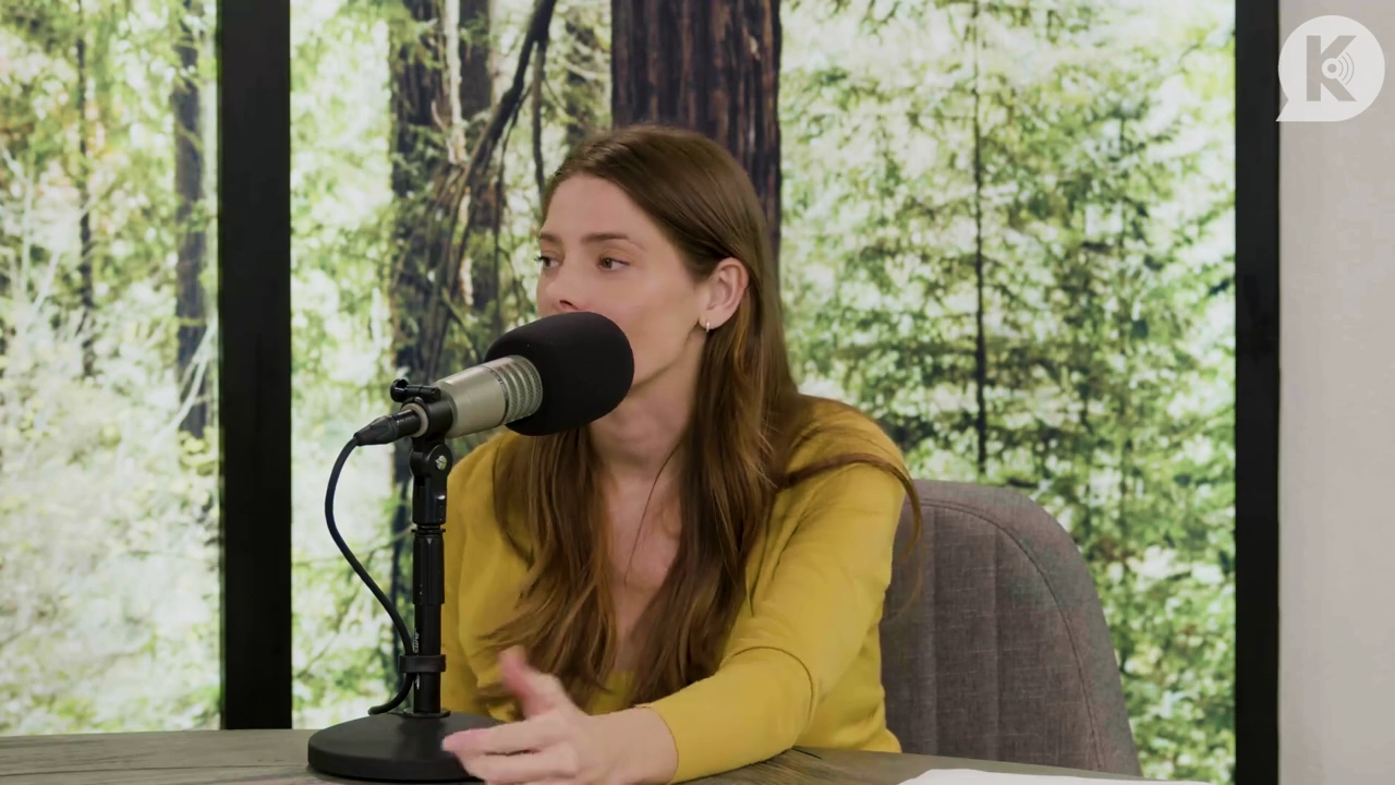 Ashley-Greene-dot-nl_TheTwilightEffect-Aflevering7NewMoonRewatchPart2of3-3118.jpg Ashley-Greene-dot-nl_TheTwilightEffect-Aflevering7NewMoonRewatchPart2of3-3118.jpg