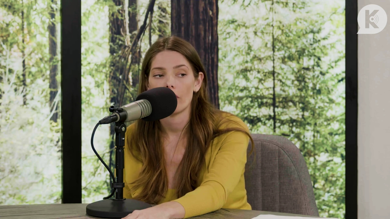 Ashley-Greene-dot-nl_TheTwilightEffect-Aflevering7NewMoonRewatchPart2of3-3139.jpg Ashley-Greene-dot-nl_TheTwilightEffect-Aflevering7NewMoonRewatchPart2of3-3139.jpg