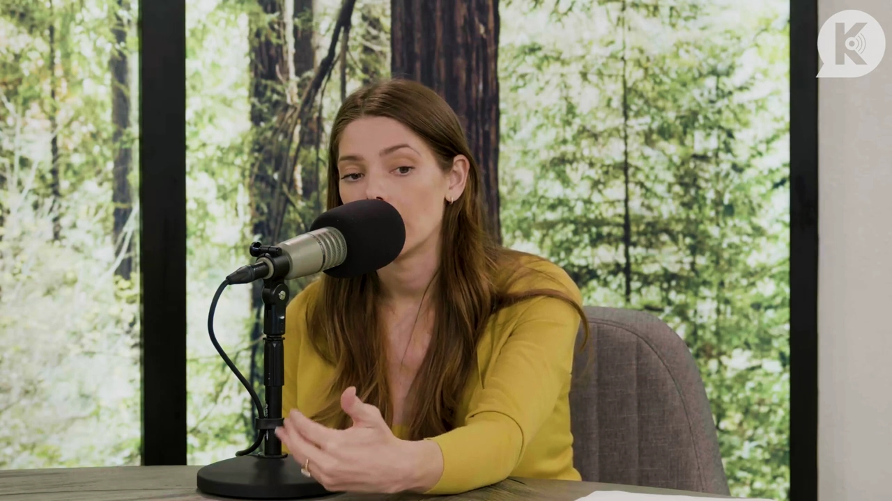 Ashley-Greene-dot-nl_TheTwilightEffect-Aflevering7NewMoonRewatchPart2of3-3149.jpg Ashley-Greene-dot-nl_TheTwilightEffect-Aflevering7NewMoonRewatchPart2of3-3149.jpg