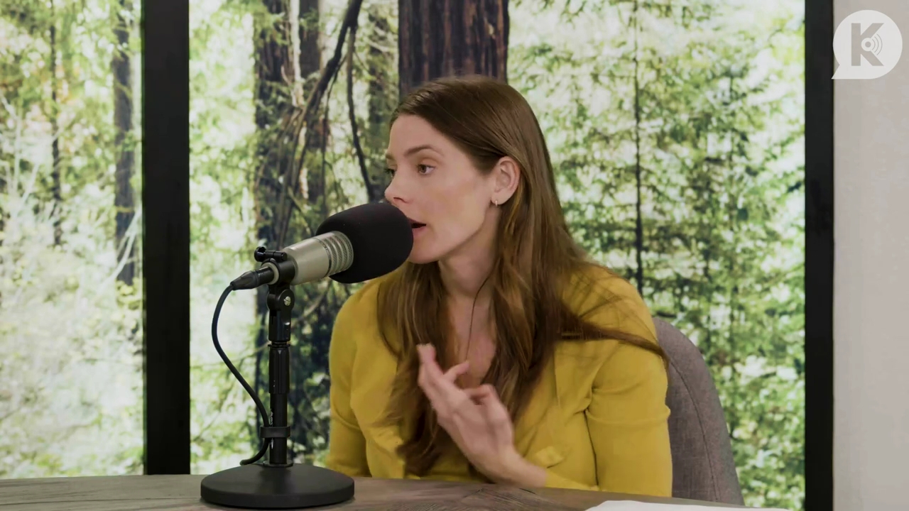 Ashley-Greene-dot-nl_TheTwilightEffect-Aflevering7NewMoonRewatchPart2of3-3151.jpg Ashley-Greene-dot-nl_TheTwilightEffect-Aflevering7NewMoonRewatchPart2of3-3151.jpg