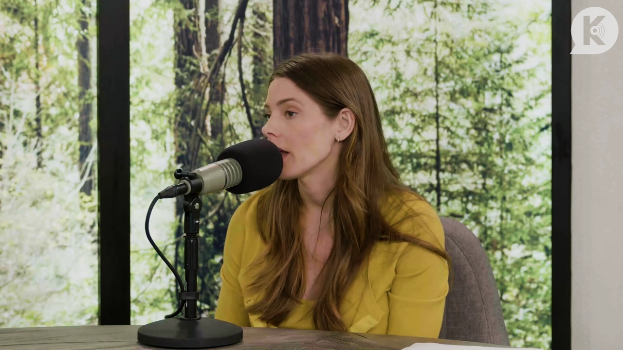 Ashley-Greene-dot-nl_TheTwilightEffect-Aflevering7NewMoonRewatchPart2of3-3152.jpg Ashley-Greene-dot-nl_TheTwilightEffect-Aflevering7NewMoonRewatchPart2of3-3152.jpg