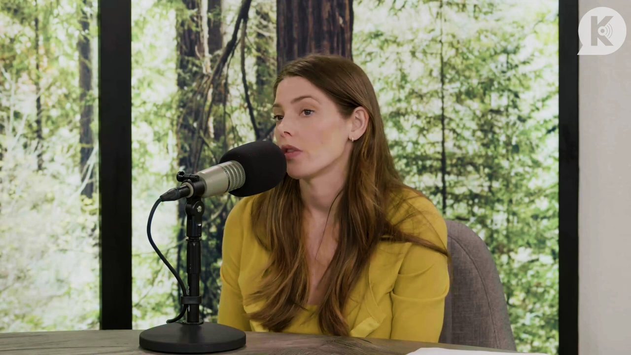 Ashley-Greene-dot-nl_TheTwilightEffect-Aflevering7NewMoonRewatchPart2of3-3158.jpg Ashley-Greene-dot-nl_TheTwilightEffect-Aflevering7NewMoonRewatchPart2of3-3158.jpg