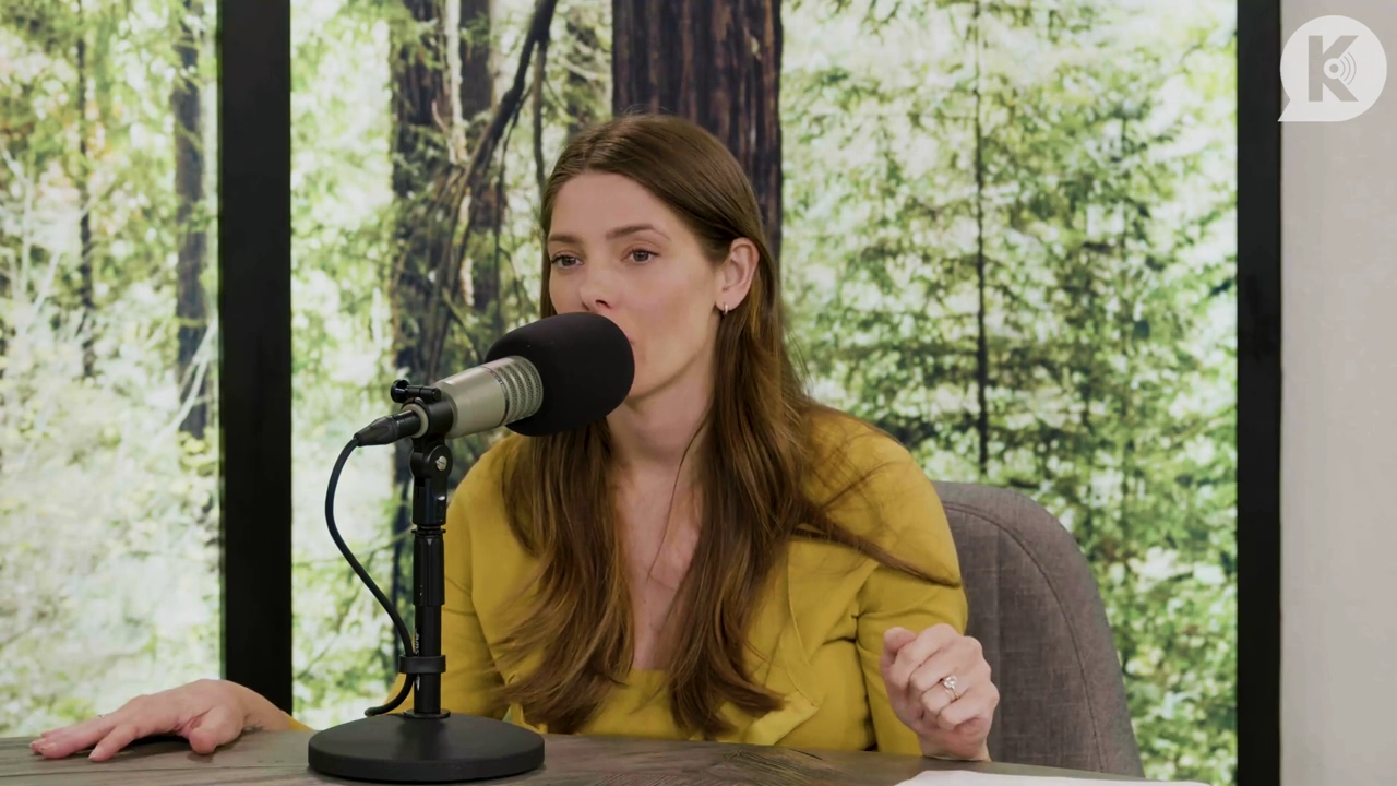 Ashley-Greene-dot-nl_TheTwilightEffect-Aflevering7NewMoonRewatchPart2of3-3232.jpg Ashley-Greene-dot-nl_TheTwilightEffect-Aflevering7NewMoonRewatchPart2of3-3232.jpg