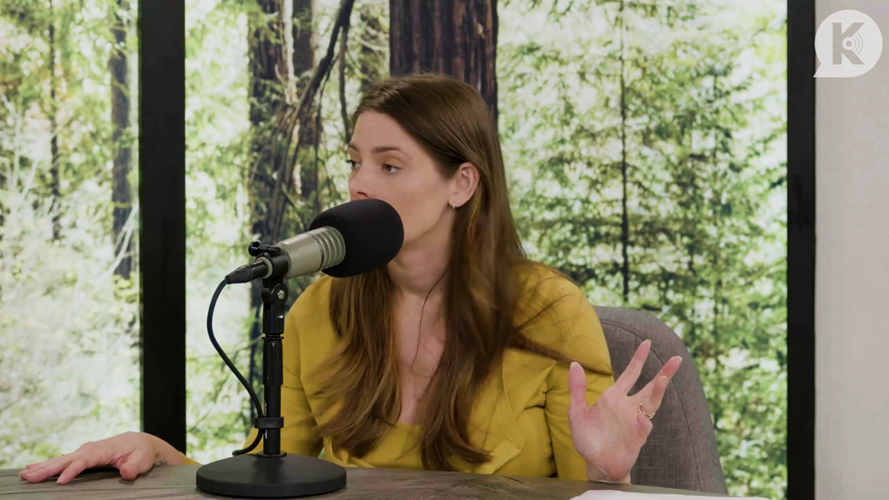 Ashley-Greene-dot-nl_TheTwilightEffect-Aflevering7NewMoonRewatchPart2of3-3235.jpg Ashley-Greene-dot-nl_TheTwilightEffect-Aflevering7NewMoonRewatchPart2of3-3235.jpg