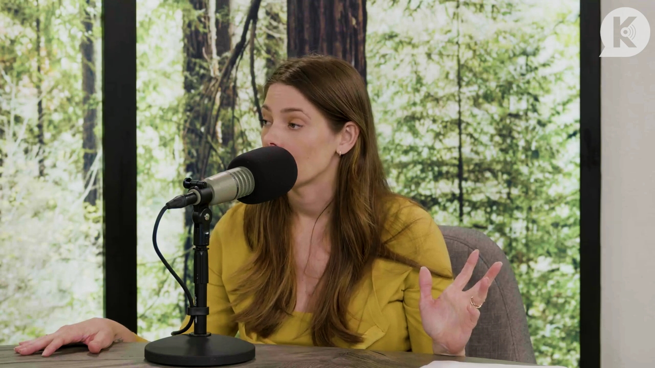 Ashley-Greene-dot-nl_TheTwilightEffect-Aflevering7NewMoonRewatchPart2of3-3236.jpg Ashley-Greene-dot-nl_TheTwilightEffect-Aflevering7NewMoonRewatchPart2of3-3236.jpg