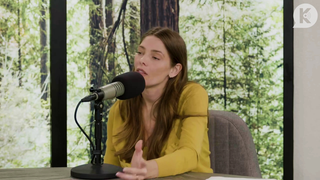 Ashley-Greene-dot-nl_TheTwilightEffect-Aflevering7NewMoonRewatchPart2of3-3270.jpg Ashley-Greene-dot-nl_TheTwilightEffect-Aflevering7NewMoonRewatchPart2of3-3270.jpg