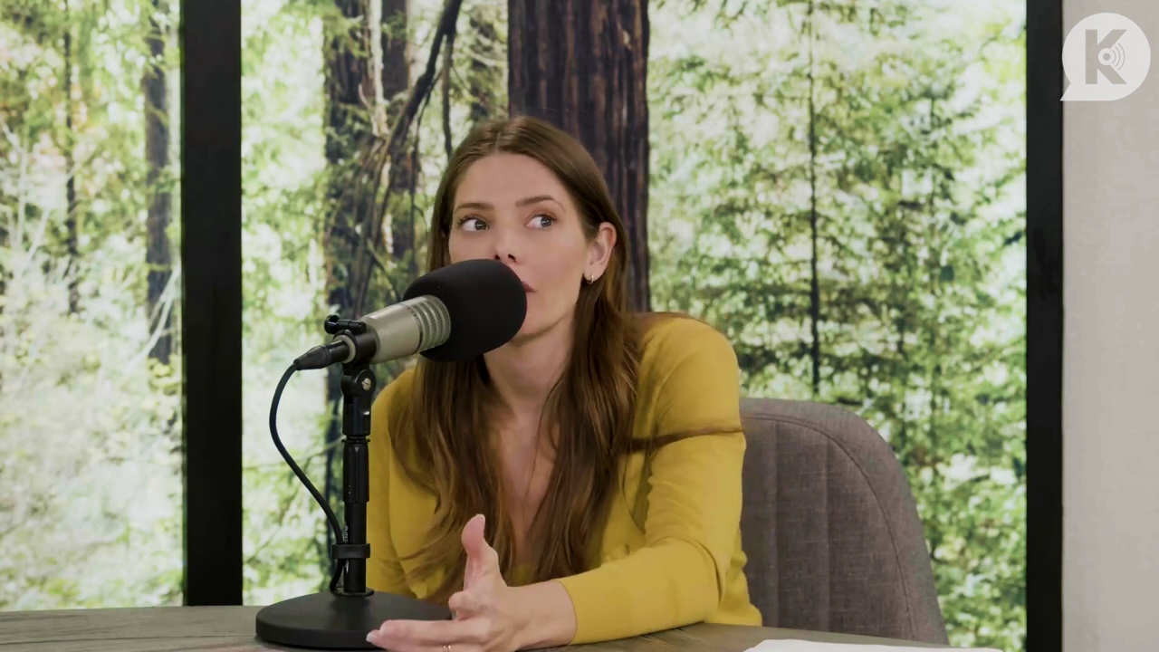 Ashley-Greene-dot-nl_TheTwilightEffect-Aflevering7NewMoonRewatchPart2of3-3271.jpg Ashley-Greene-dot-nl_TheTwilightEffect-Aflevering7NewMoonRewatchPart2of3-3271.jpg