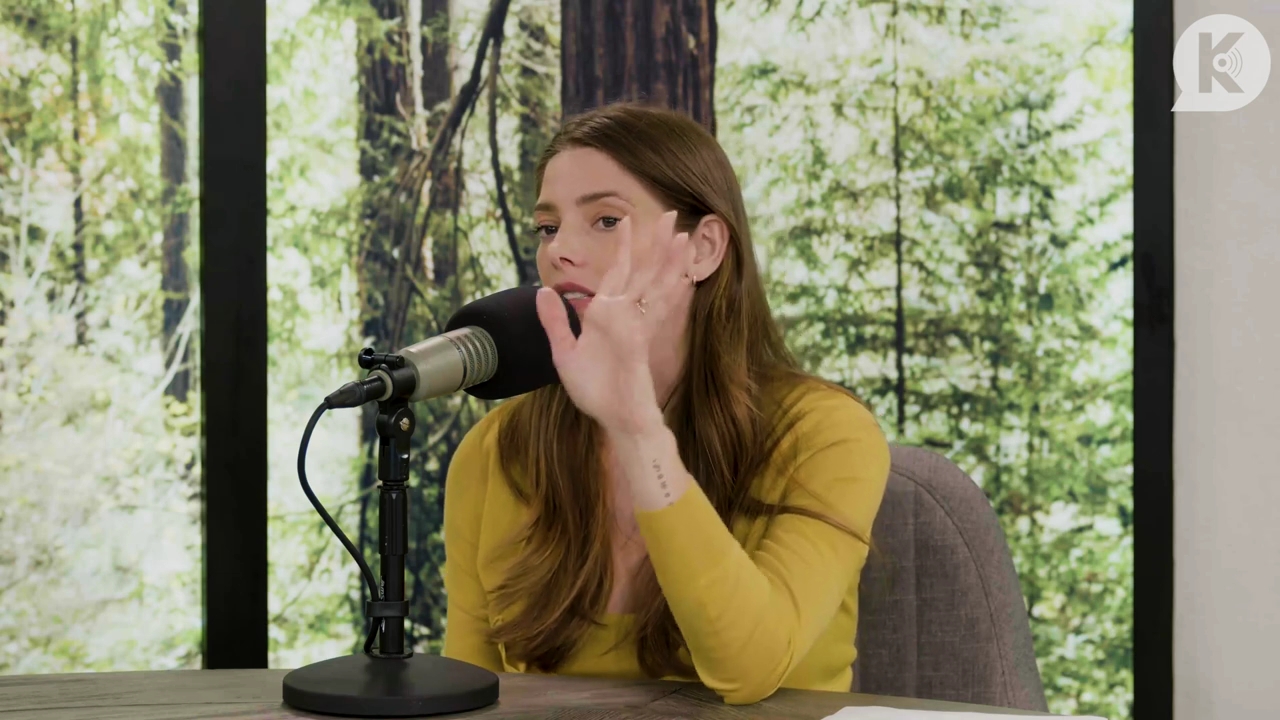 Ashley-Greene-dot-nl_TheTwilightEffect-Aflevering7NewMoonRewatchPart2of3-3319.jpg Ashley-Greene-dot-nl_TheTwilightEffect-Aflevering7NewMoonRewatchPart2of3-3319.jpg