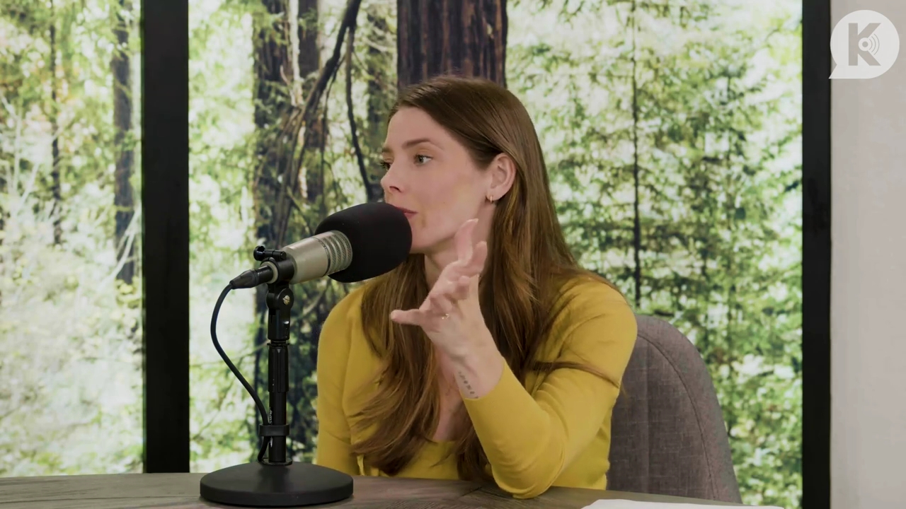 Ashley-Greene-dot-nl_TheTwilightEffect-Aflevering7NewMoonRewatchPart2of3-3322.jpg Ashley-Greene-dot-nl_TheTwilightEffect-Aflevering7NewMoonRewatchPart2of3-3322.jpg