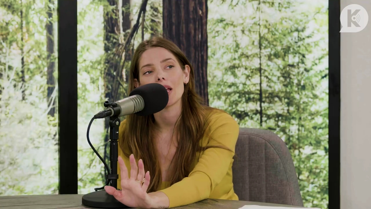 Ashley-Greene-dot-nl_TheTwilightEffect-Aflevering7NewMoonRewatchPart2of3-3335.jpg Ashley-Greene-dot-nl_TheTwilightEffect-Aflevering7NewMoonRewatchPart2of3-3335.jpg