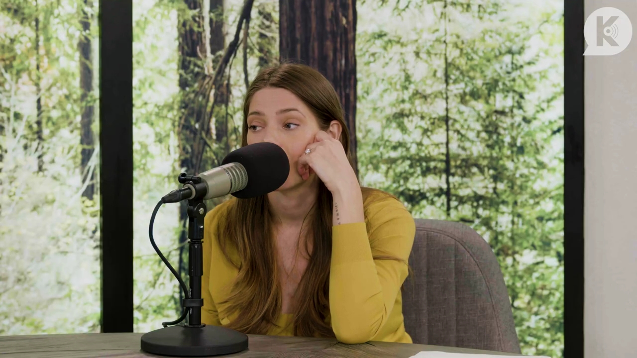 Ashley-Greene-dot-nl_TheTwilightEffect-Aflevering7NewMoonRewatchPart2of3-3355.jpg Ashley-Greene-dot-nl_TheTwilightEffect-Aflevering7NewMoonRewatchPart2of3-3355.jpg