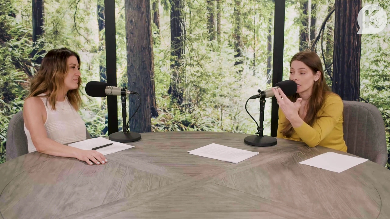 Ashley-Greene-dot-nl_TheTwilightEffect-Aflevering7NewMoonRewatchPart2of3-3385.jpg Ashley-Greene-dot-nl_TheTwilightEffect-Aflevering7NewMoonRewatchPart2of3-3385.jpg