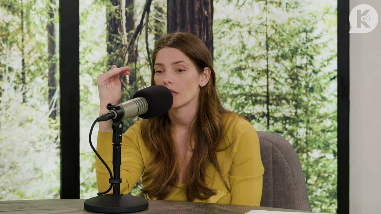 Ashley-Greene-dot-nl_TheTwilightEffect-Aflevering7NewMoonRewatchPart2of3-3440.jpg Ashley-Greene-dot-nl_TheTwilightEffect-Aflevering7NewMoonRewatchPart2of3-3440.jpg