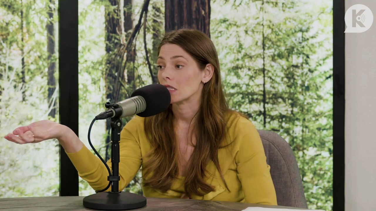 Ashley-Greene-dot-nl_TheTwilightEffect-Aflevering7NewMoonRewatchPart2of3-3456.jpg Ashley-Greene-dot-nl_TheTwilightEffect-Aflevering7NewMoonRewatchPart2of3-3456.jpg